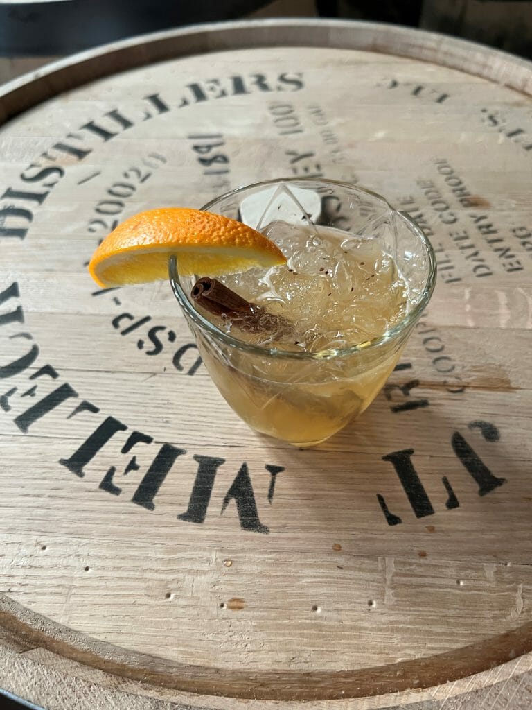 spiced cider lemon cocktail